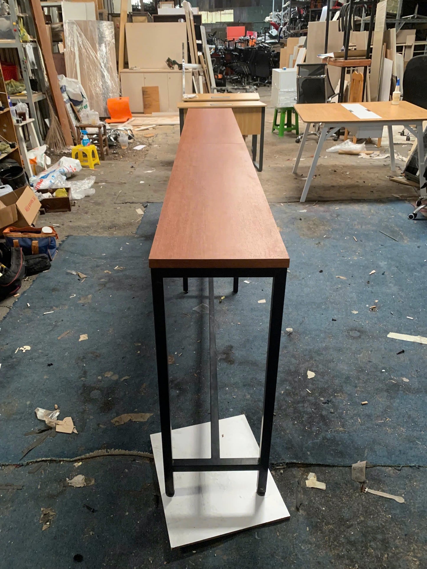 Bàn bar dài 2m8 cao 90cm
