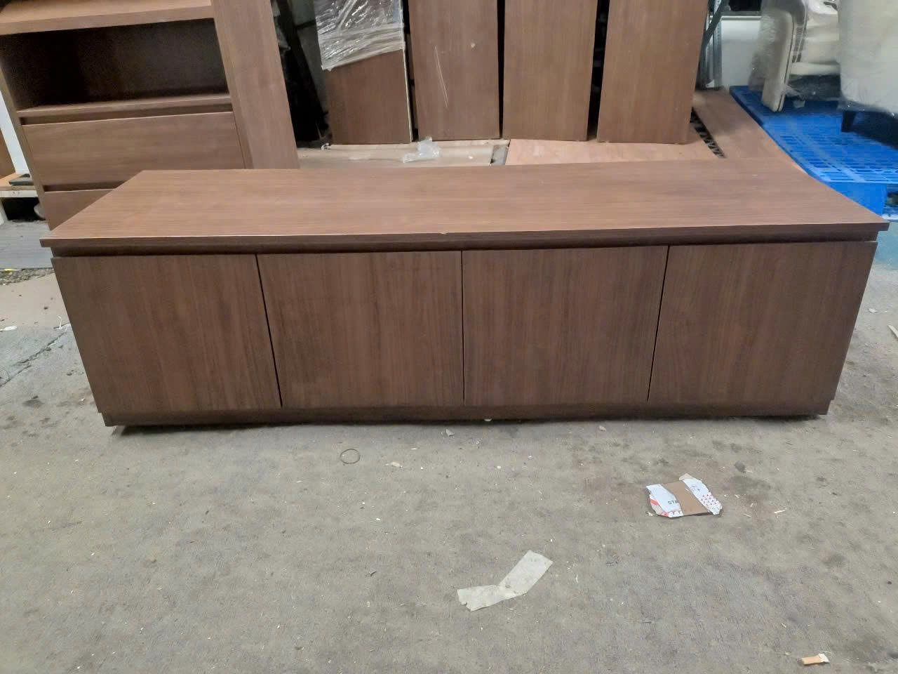 Tủ nằm. Tủ thấp