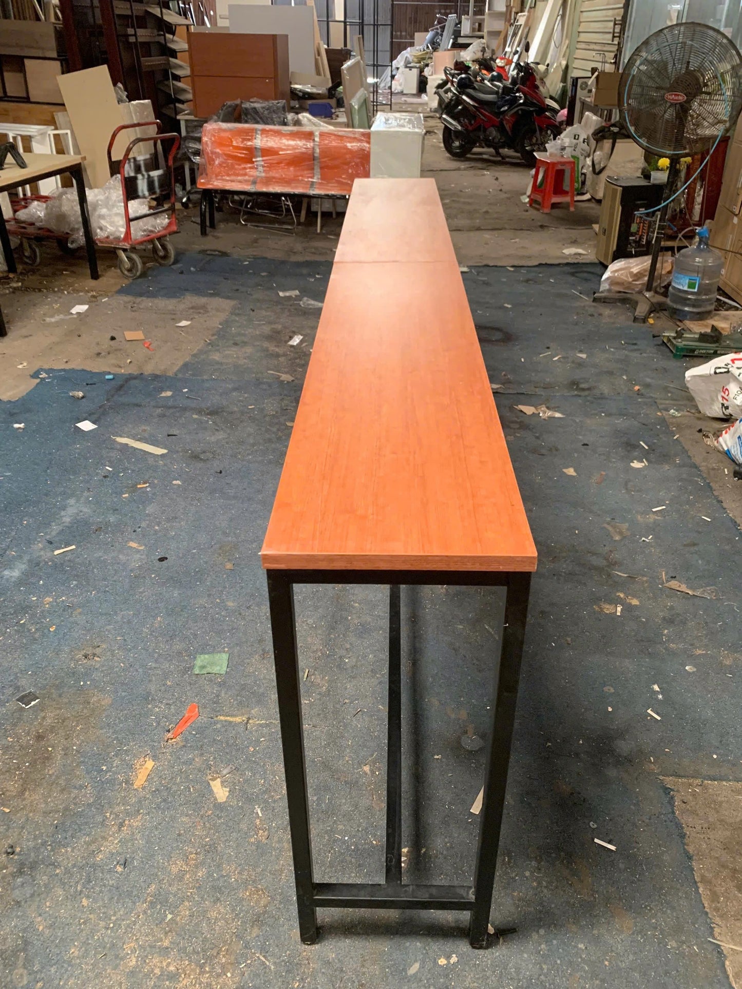 Bàn bar dài 2m8 cao 90cm