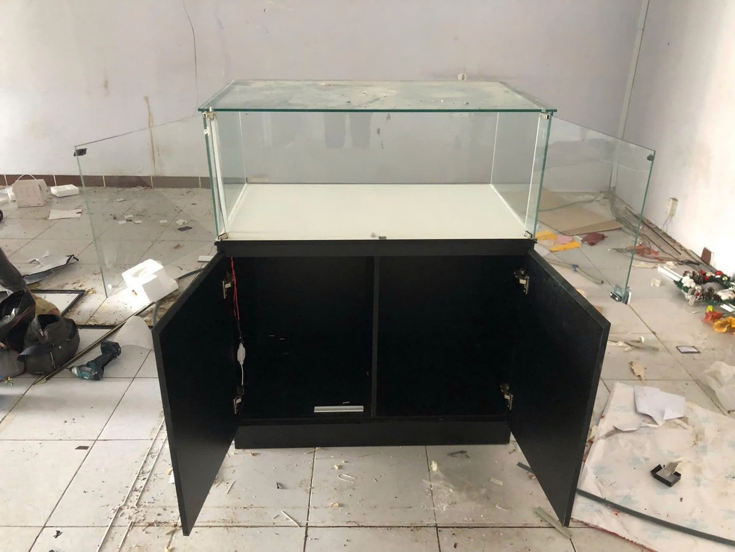 Tủ trưng bày thấp 1010x620x1210