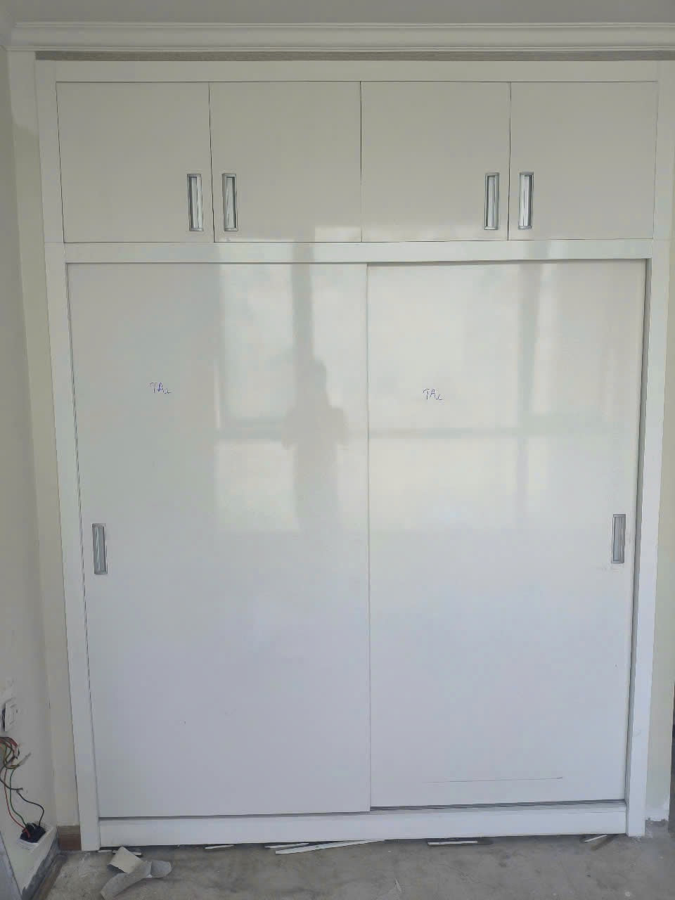 Tủ quần áo kích thước 2530x590x2600