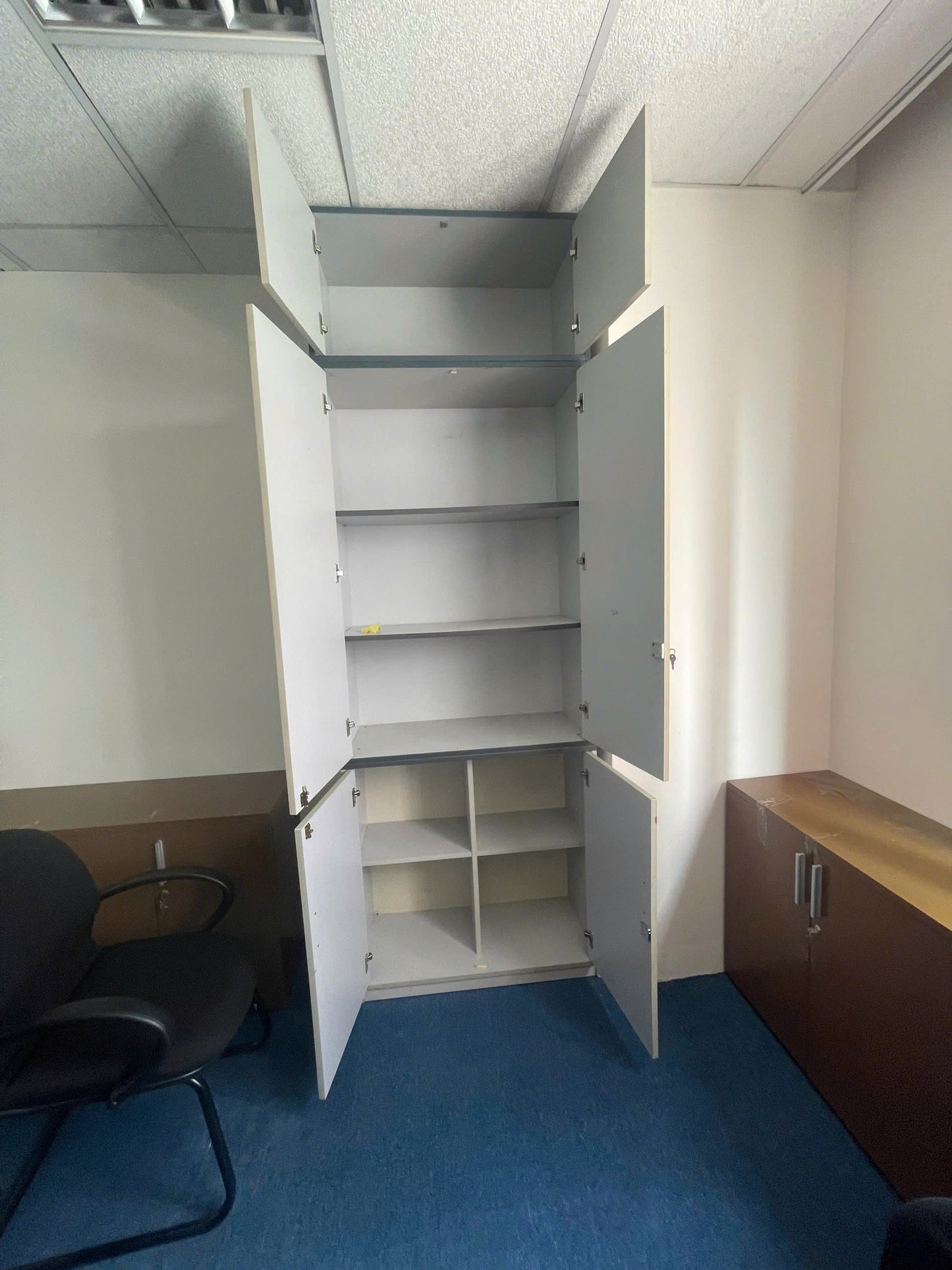 Tủ cao trắng 6 cánh 900x400x2650