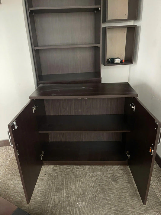 Tủ thấp 2 cánh màu nâu trầm