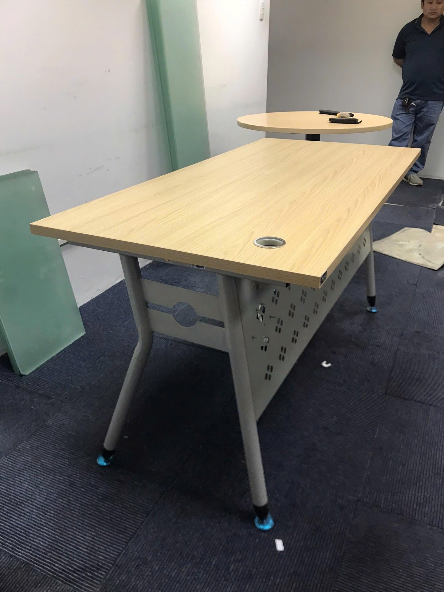 Bàn làm việc có yếm 1400x700x750
