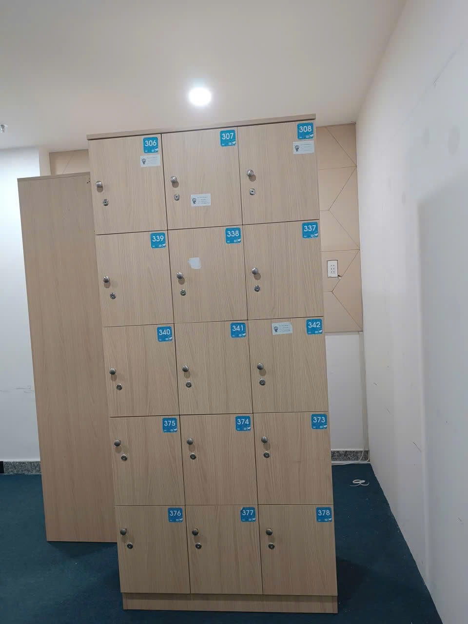 Tủ locker 15 hộc