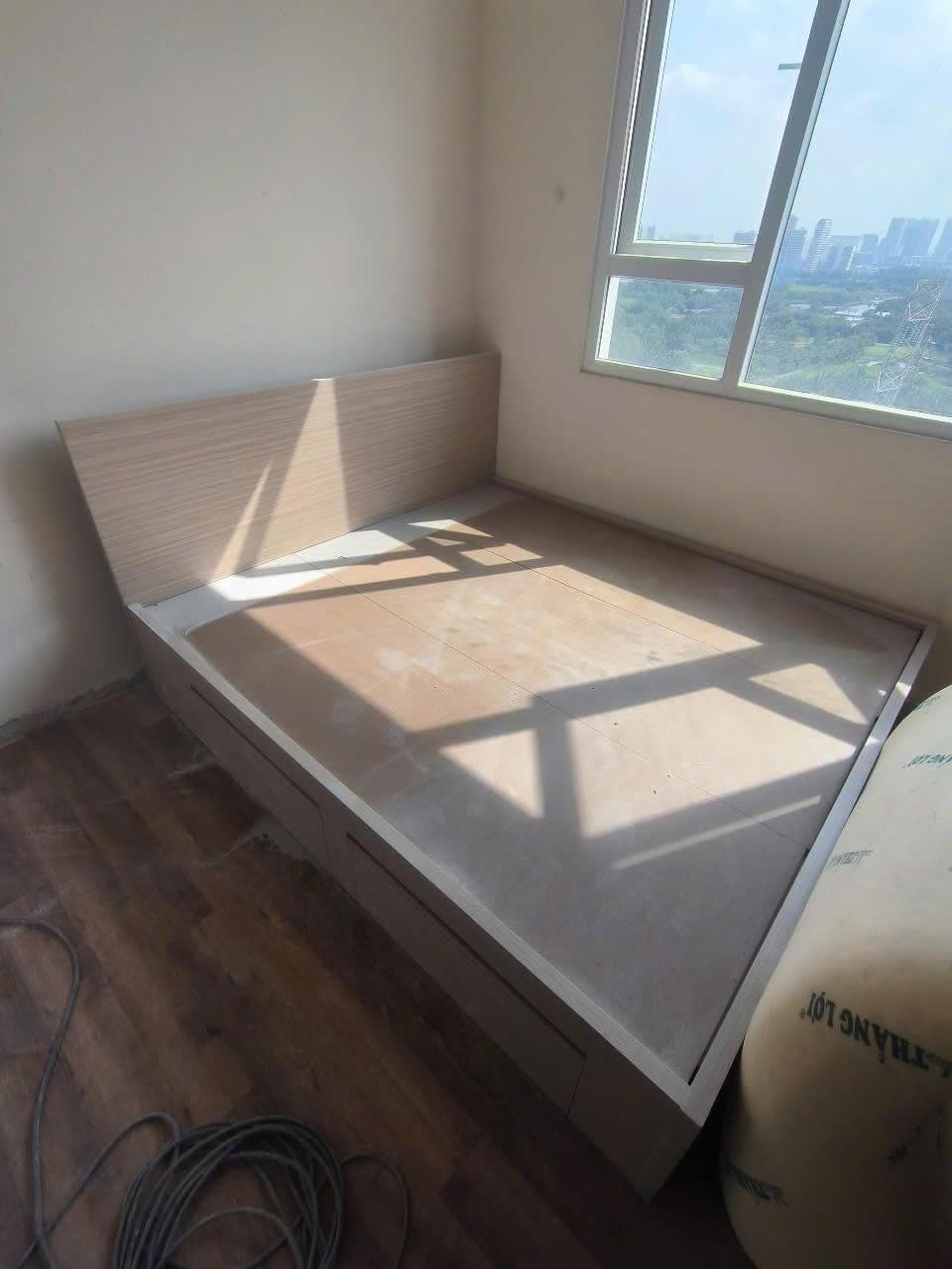 Giường lớn